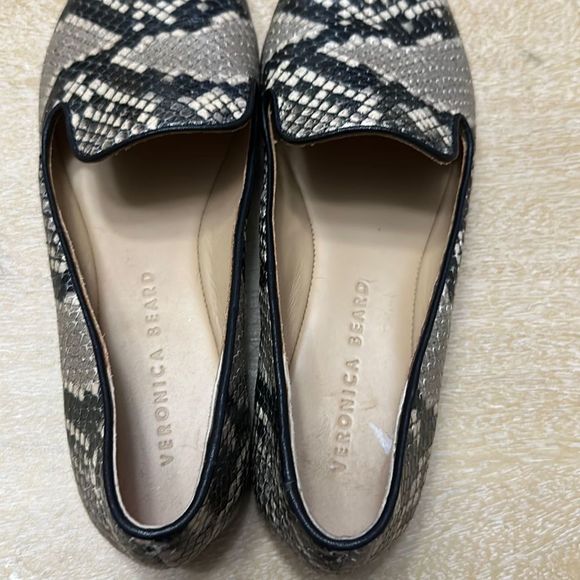 Veronica Beard Python Print Loafer - Picture 5 of 5